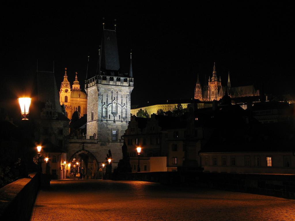 Apartmán Royal Apartment By Charles Bridge View Of Saint Nicholas Church Prague